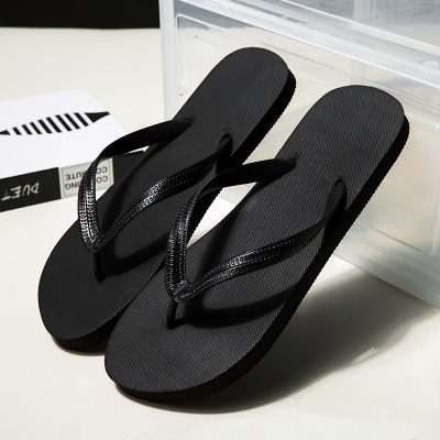 Low-cost rubber foam flip flops for wholesale