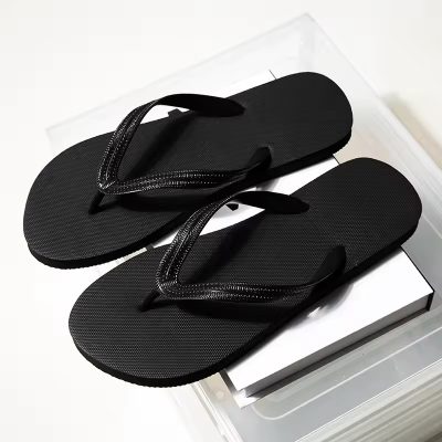 Low-cost rubber foam flip flops for wholesale