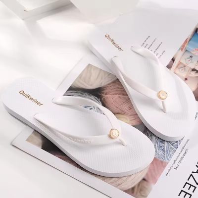 Custom lightweight PE sole flip flops for women