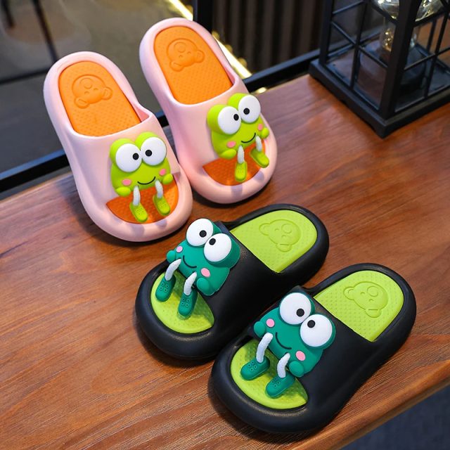 Cartoon frog children slippers seabeach kids flip flops (3) Cartoon frog children slippers seabeach kids flip flops (3)