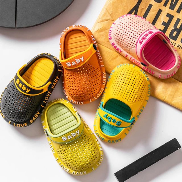 Children slippers hollow out breathable kids flip flops (2) Children slippers hollow out breathable kids flip flops (2)
