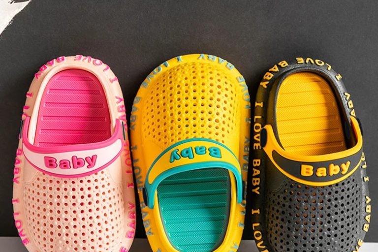 Children slippers hollow out breathable kids flip flops (5) Children slippers hollow out breathable kids flip flops (5)