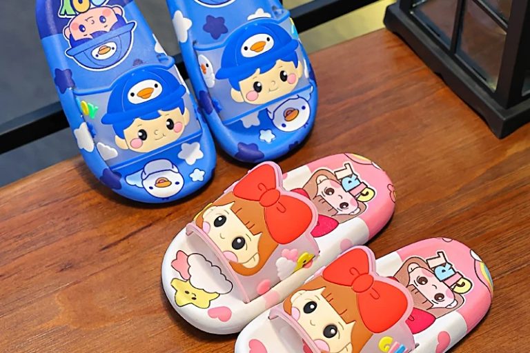 Girl boys bath kids flip flops non slip home shoes (1) Girl boys bath kids flip flops non slip home shoes (1)
