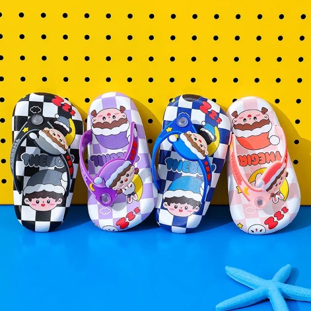 Kids flip flops (1) Kids flip flops (1)