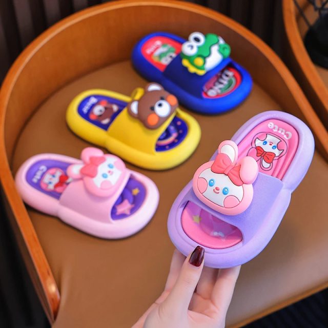 Kids flip flops (2) Kids flip flops (2)