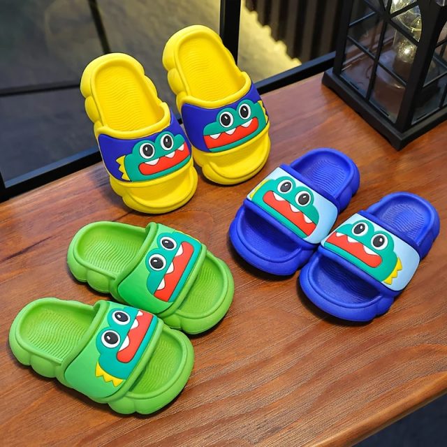 Kids flip flops (4) Kids flip flops (4)