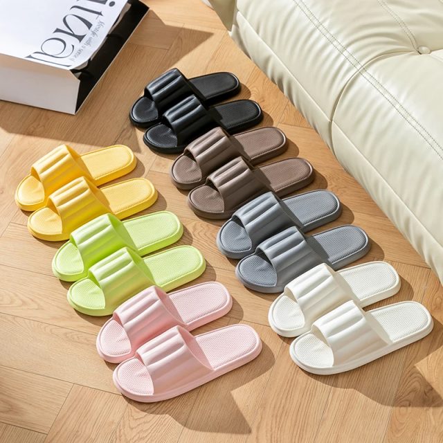 New fashion cartoon summer couple comfort sandals (2) New fashion cartoon summer couple comfort sandals (2)