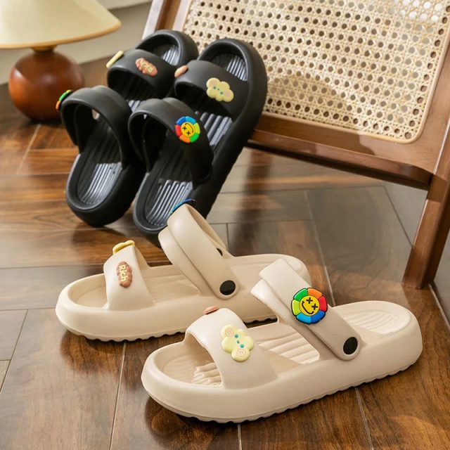 New trend cartoon design summer soft seabeach sandals (5) New trend cartoon design summer soft seabeach sandals (5)