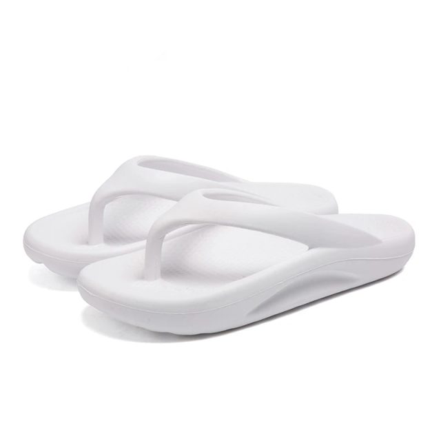 Rubber flip flops women men beach summer slippers (1) Rubber flip flops women men beach summer slippers (1)