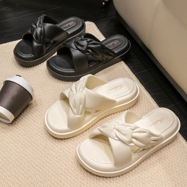 Summer fashion crossover design comfort sandals (1) Summer fashion crossover design comfort sandals (1)