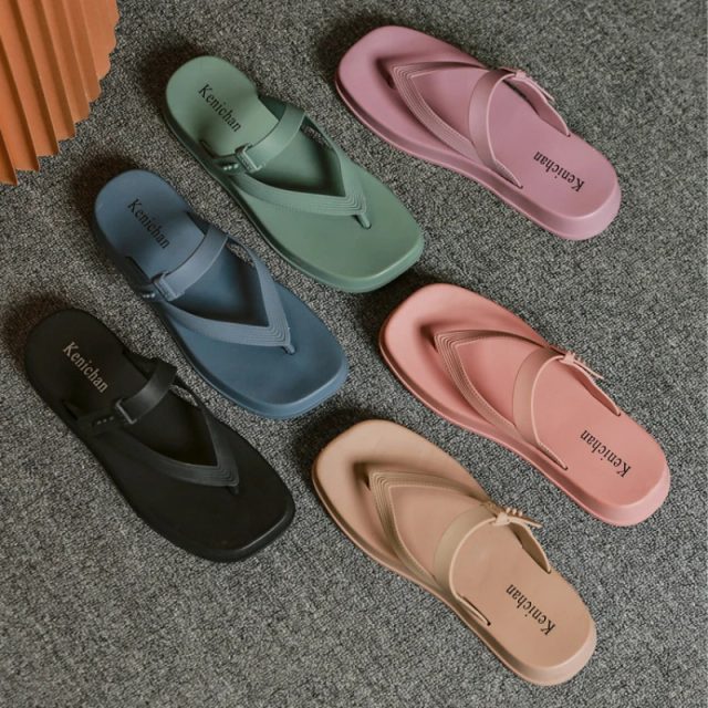 Women flip flops (1) Women flip flops (1)