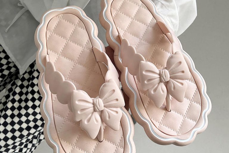 Women flip flops (2) Women flip flops (2)