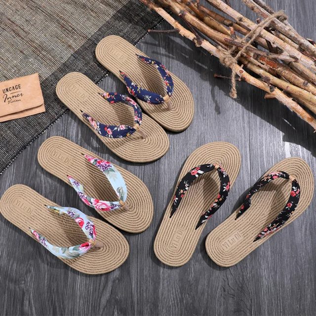 Women flip flops (3) Women flip flops (3)