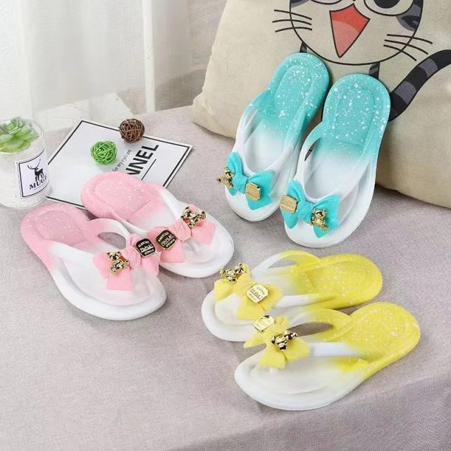 Women flip flops (3) Women flip flops (3)