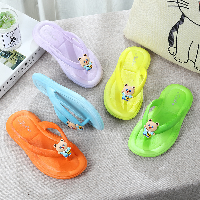 Colorful kids flip flops with soft sole and non-slip design (3) Kids colorful soft sole flip flops non-slip beach sandals